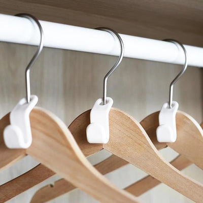 pack of 6  Clothes Hanger