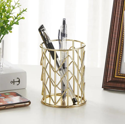 WH390.54 Metal Pen Holder Golden