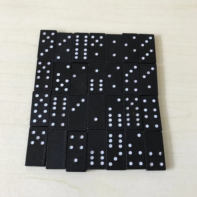 WS190.54Domino Set