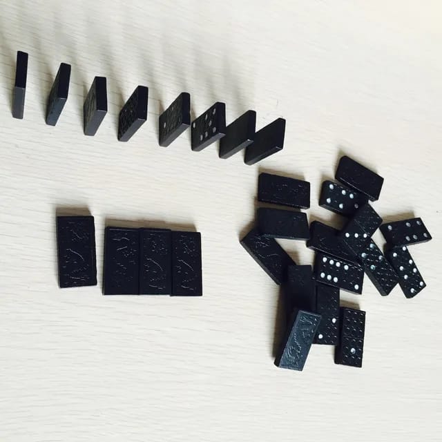 WS190.54Domino Set