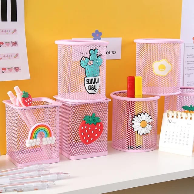 WS370.54Pink Metal Pen Holder